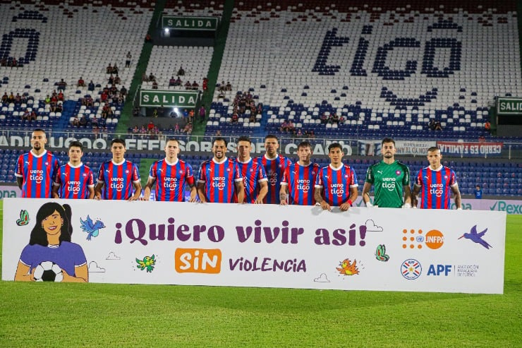 Cerro porteño contra la violencia hacia las mujeres.