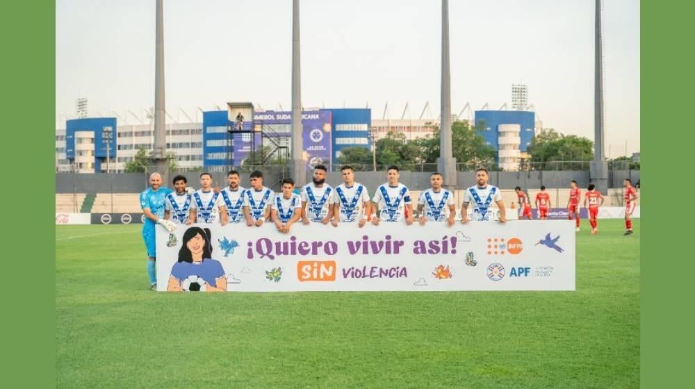 Clubes de fútbol contra la violencia hacia las mujeres.